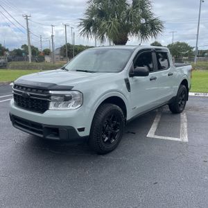 FORD MAVERICK XLT - 1