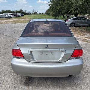 صورة 7 لـ 2006 Mitsubishi LANCER ES