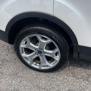 صورة مصغرة 17 لـ 2019 FORD ESCAPE TITANIUM