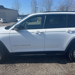 JEEP GRAND CHEROKEE LAREDO - 4