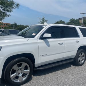 2019 Chevrolet TAHOE LT — фото 2