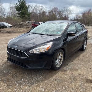FORD FOCUS SE - 1