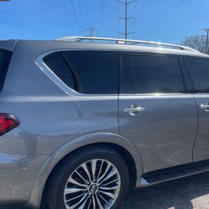 INFINITI QX80 Base - 9
