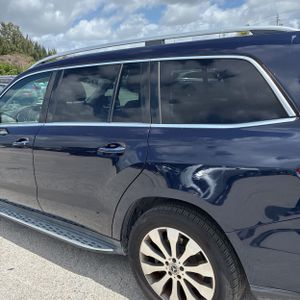 MERCEDES-BENZ GLS - 6