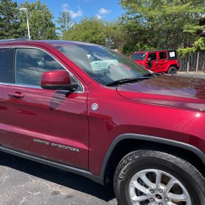 2021 JEEP GRAND CHEROKEE LAREDO E — миниатюра 13