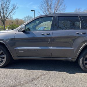 JEEP GRAND CHEROKEE LIMITED 75TH ANNIVERSARY - 3
