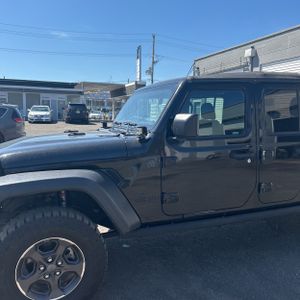 JEEP GLADIATOR SPORT - 2