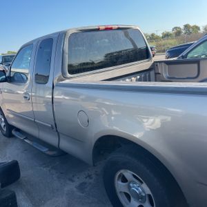 صورة 6 لـ 2001 FORD F-150 XLT