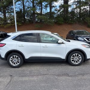 FORD ESCAPE HYBRID SE - 10