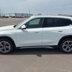 2025 BMW X1 XDRIVE28I — фото 4