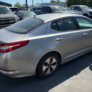 KIA OPTIMA HYBRID BASE - 8