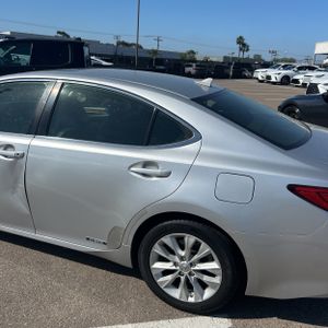 LEXUS ES 300H BASE - 6