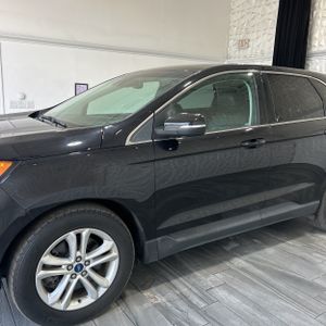 FORD EDGE SEL - 2