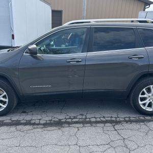 JEEP CHEROKEE LATITUDE - 4