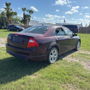 FORD FUSION SE - 8