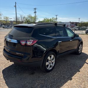 CHEVROLET TRAVERSE LT - 8