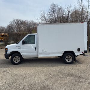 FORD E-350 CUTAWAY - 3