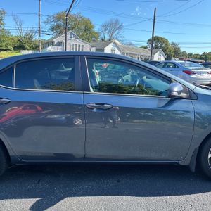 صورة 11 لـ 2017 Toyota COROLLA SE