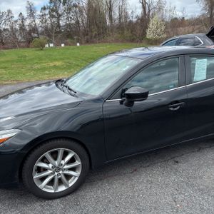 MAZDA MAZDA3 GRAND TOURING - 2