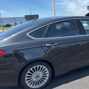 FORD FUSION TITANIUM - 9