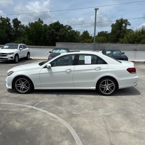 صورة 3 لـ 2016 Mercedes-BENZ E-CLASS
