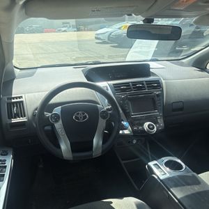 2012 Toyota PRIUS V TWO 照片 35