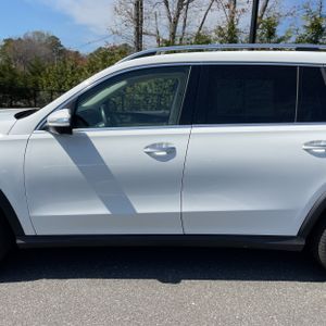 MERCEDES-BENZ GLS - 4