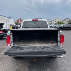 صورة مصغرة 42 لـ 2019 RAM 1500 CLASSIC SLT