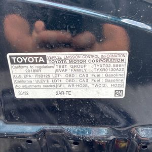 2018 Toyota RAV4 LE — фото 48