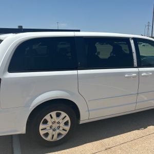 2016 Dodge GRAND CARAVAN SE — фото 9