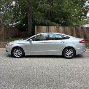 2015 FORD FUSION SE photo 3