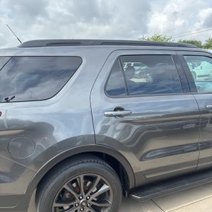 FORD EXPLORER XLT - 9