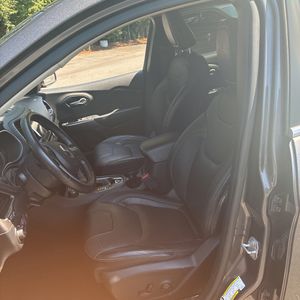 2019 JEEP CHEROKEE LIMITED — миниатюра 32