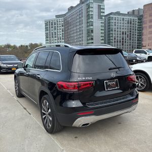 MERCEDES-BENZ GLB - 5