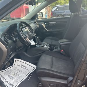 2020 Nissan ROGUE SV — миниатюра 32
