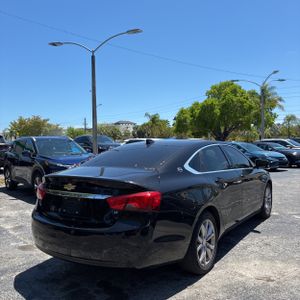 CHEVROLET IMPALA LT - 8