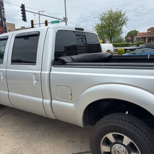 FORD F-350 SUPER DUTY LARIAT - 6
