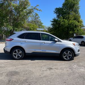 FORD EDGE SEL - 10