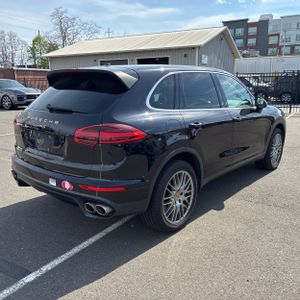 PORSCHE CAYENNE - 8