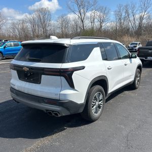 CHEVROLET TRAVERSE LT - 8