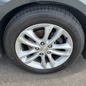 2018 Chevrolet MALIBU LT — миниатюра 17