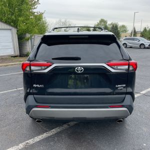 TOYOTA RAV4 - 7