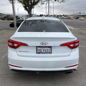HYUNDAI SONATA BASE - 7