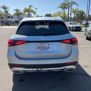 MERCEDES-BENZ GLC - 7