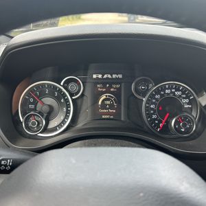 2021 RAM 1500 BIG HORN thumbnail 38