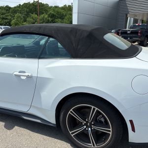 FORD MUSTANG ECOBOOST PREMIUM - 6