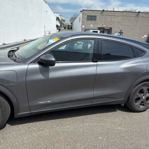 FORD MUSTANG MACH-E SELECT - 4