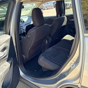 صورة مصغرة 34 لـ 2016 JEEP CHEROKEE LATITUDE