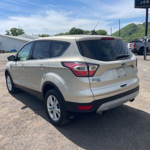FORD ESCAPE SE - 5