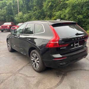 2023 Volvo XC60 B5 CORE photo 5